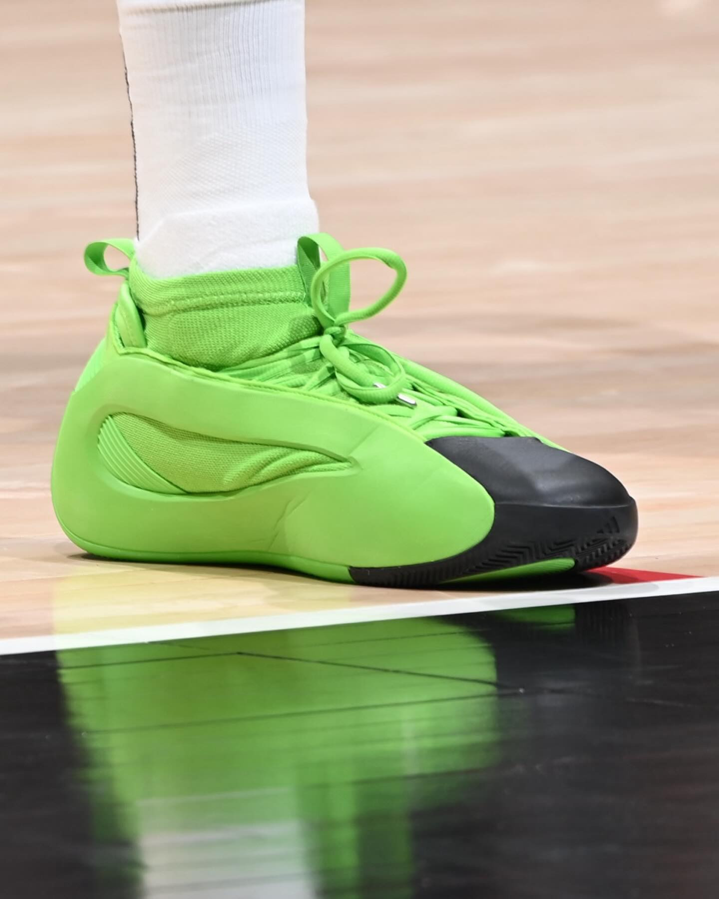 熊猫「哈登 8」官图亮相!离登场不远了!