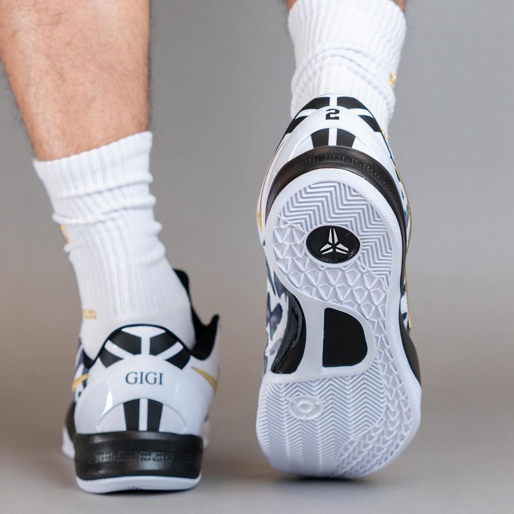 Kobe 8 GiGi 又有新消息！实物上脚也来了！ 球鞋资讯FLIGHTCLUB中文站