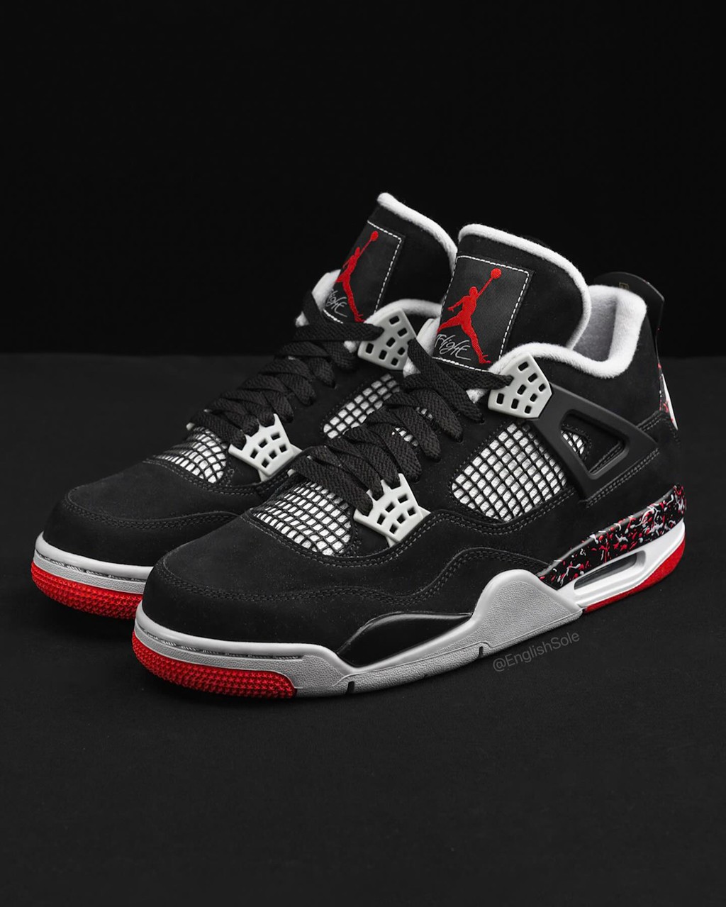 Drake,Air Jordan 4  时隔多年！超稀有 Drake x AJ4 再次亮相！