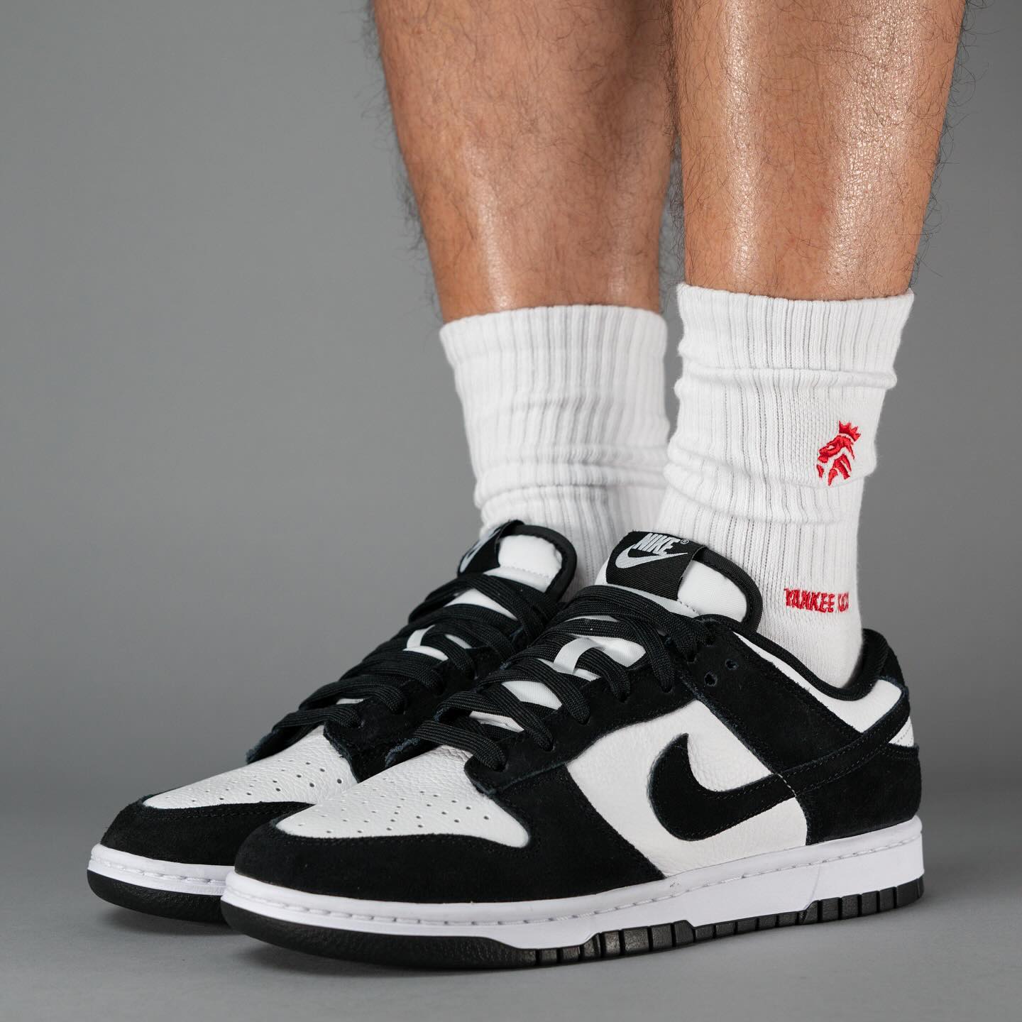 Nike,Dunk Low,Suede Panda,FQ82  熊猫 Dunk 又来了！这种质感你见过吗？