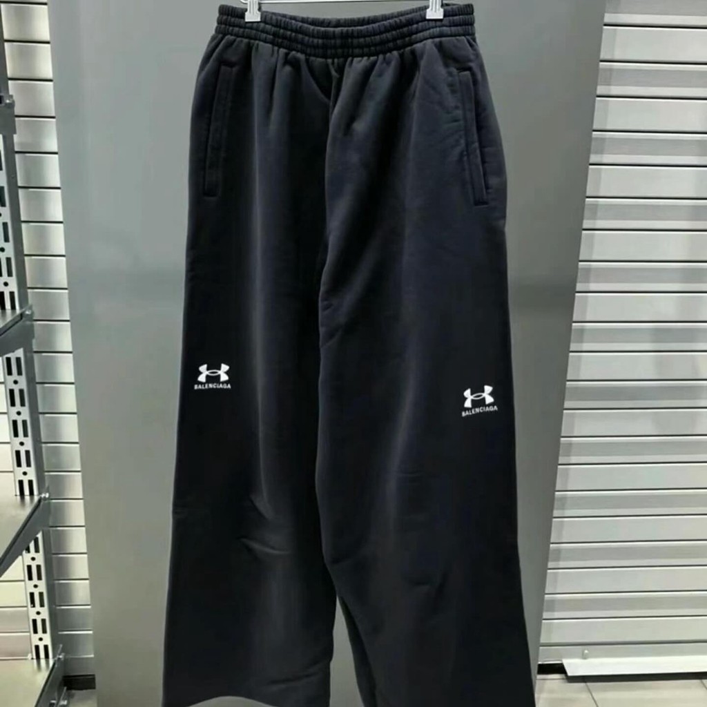 Under Armour,Balenciaga  单品首次曝光！巴黎世家 x UA 你打几分？