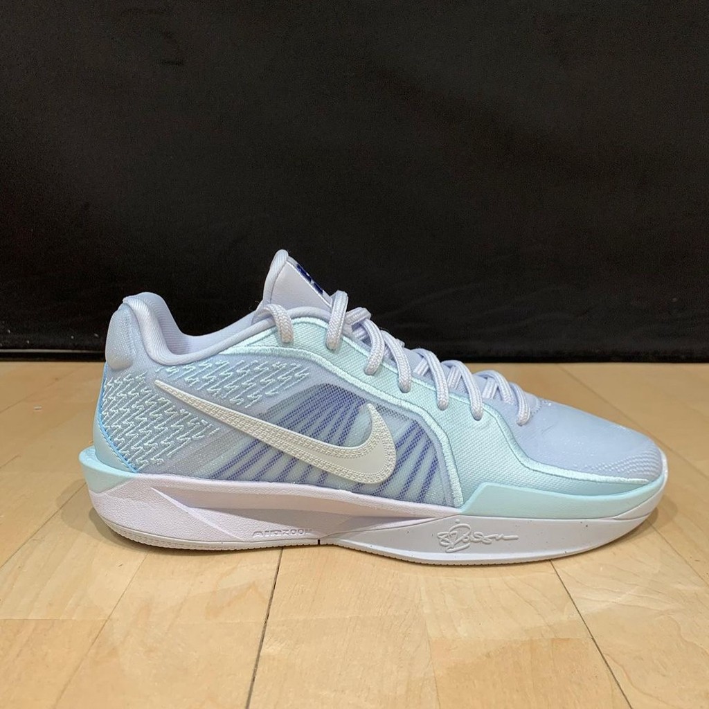 Nike,Sabrina 2  「小 Kobe 5」又有新配色！颜值稳稳拿捏！