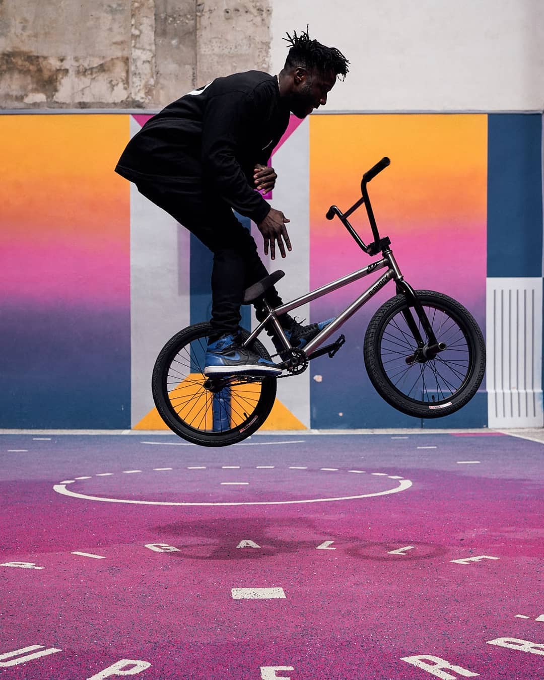 Nigel Sylvester,Air Jordan 4,A  造型大变！下一双「联名 AJ4」即将登场！