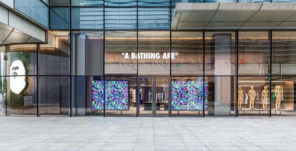 BAPE®,BAPE STORE®,沈阳  未来猿人世界够梦幻！沈阳万象城 BAPE STORE® 再启新程！