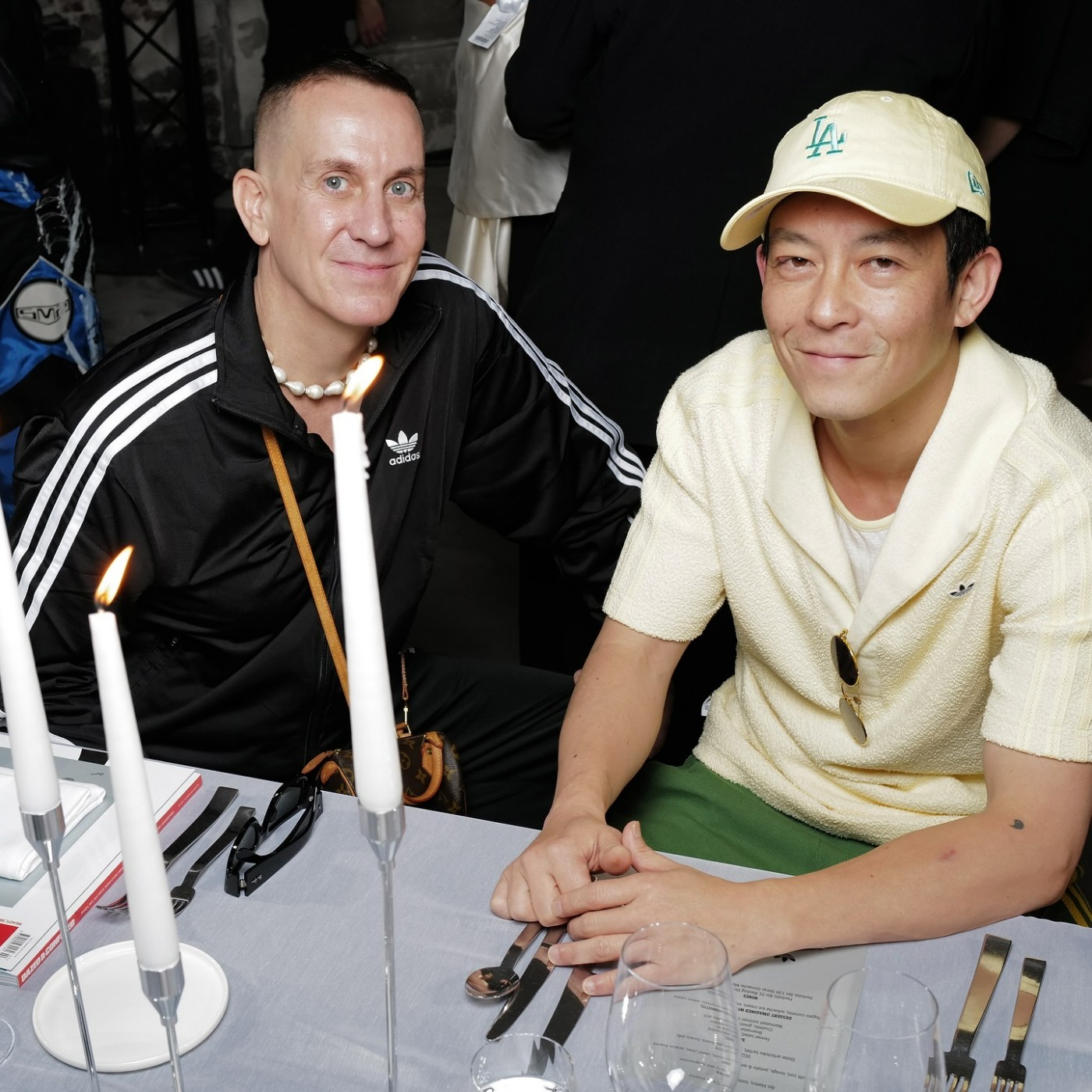 明星上脚,Jeremy Scott,冠希  Jeremy Scott、冠希同框！脚上穿了这双新鞋！