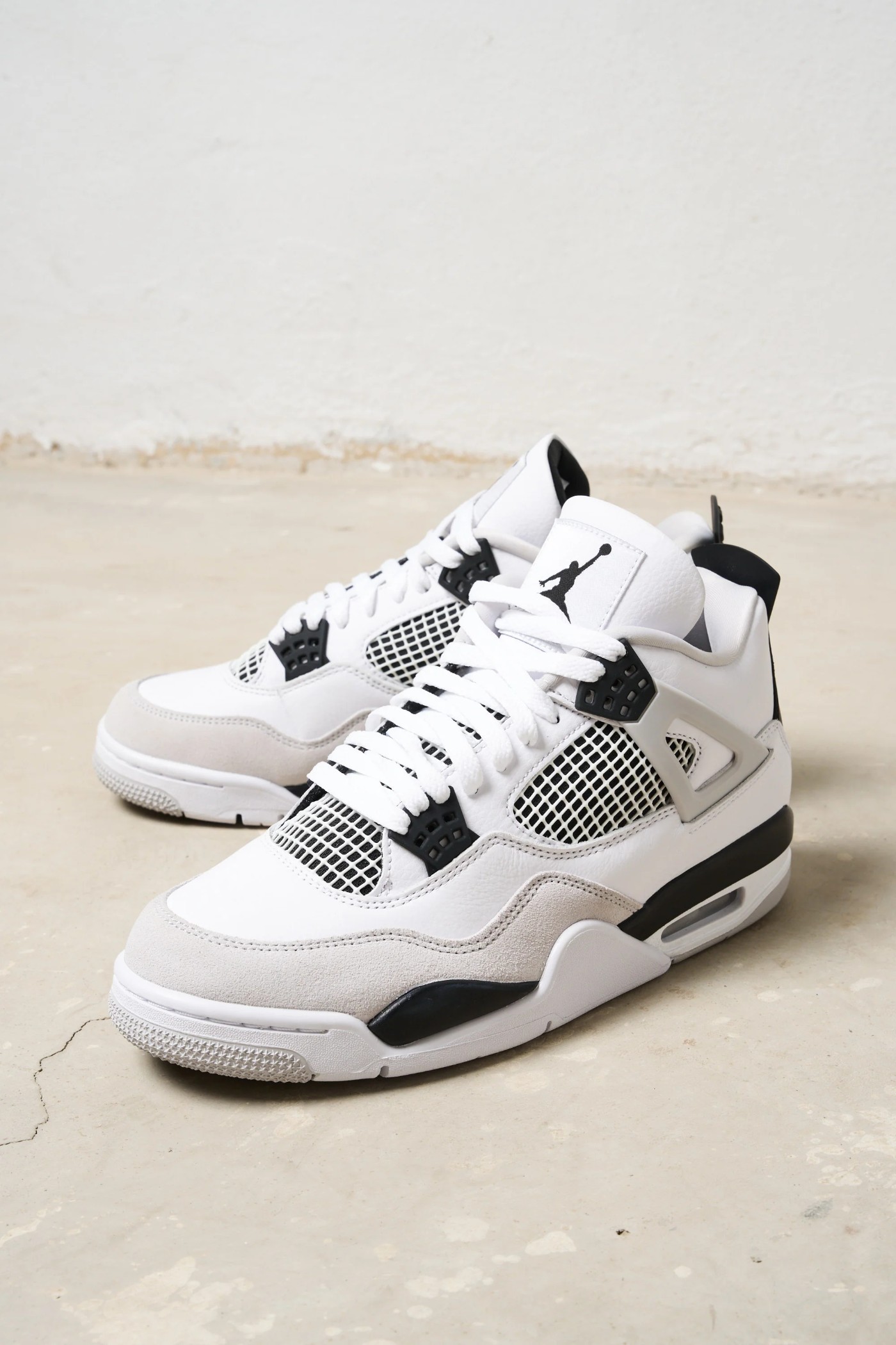 AJ4,Air Jordan 4,White Cement,  这下稳了！白水泥 AJ4 复刻日期敲定！