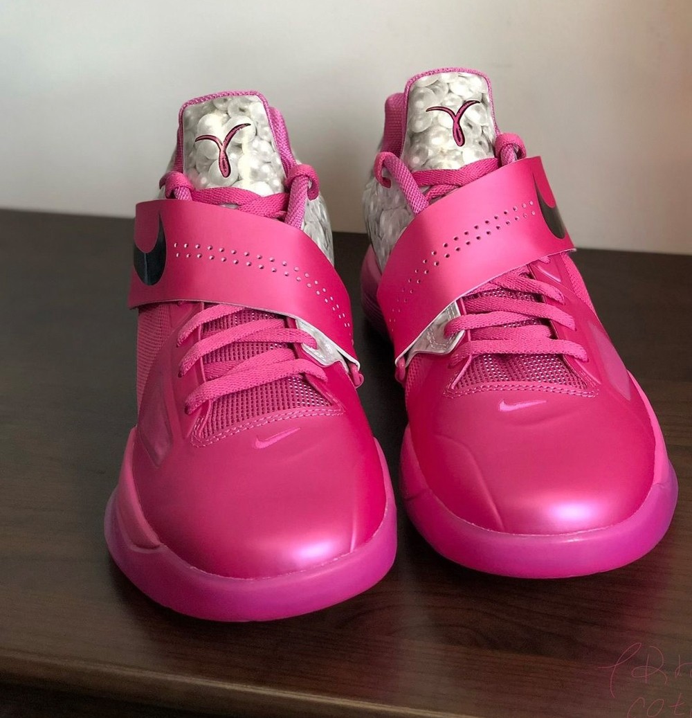 Nike,KD4,Aunt Pearl,HF9098-600  终于等到「抗乳腺癌」KD4 了！日期泄露！