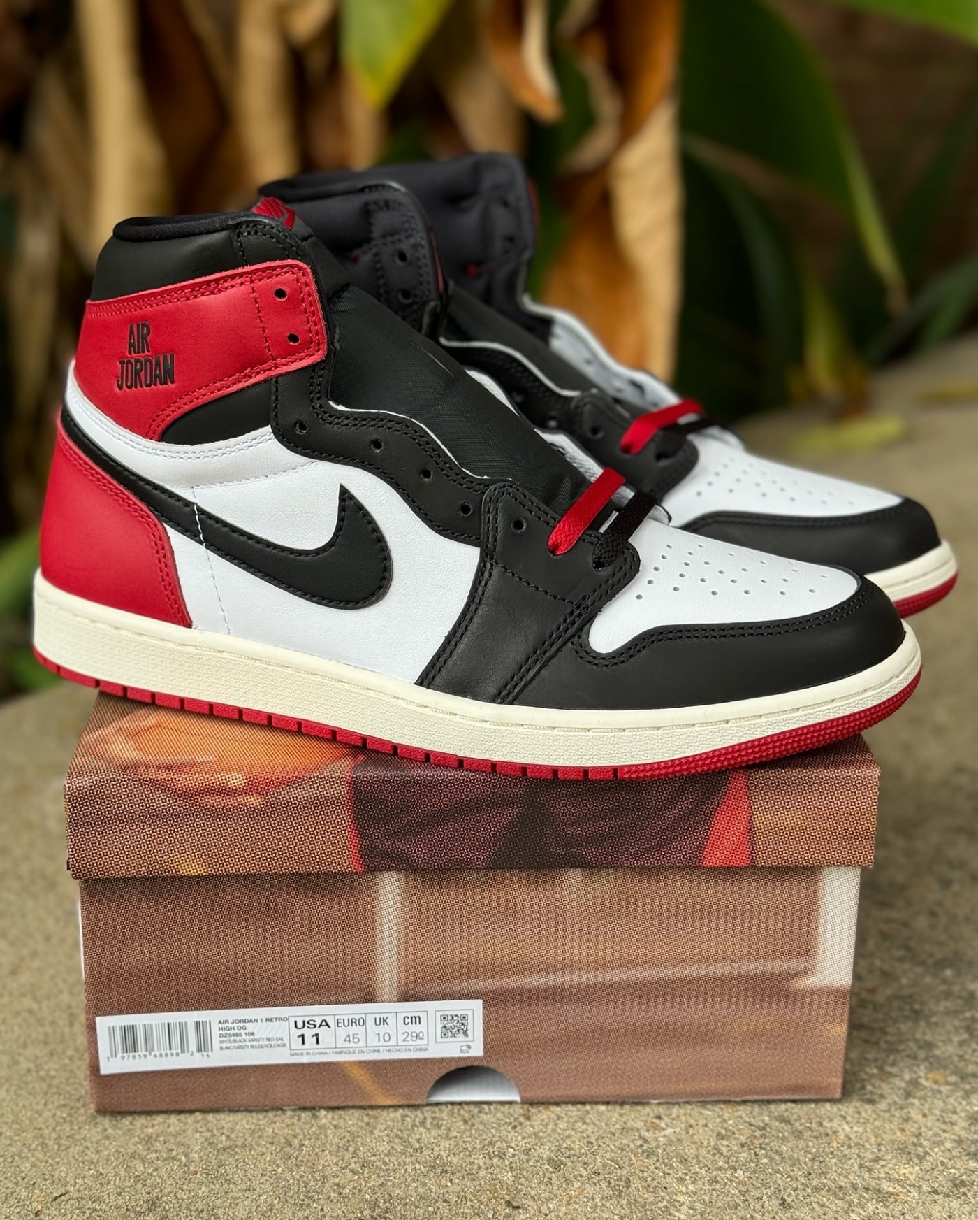 Air Jordan 1,Black Toe Reimagi  隐藏彩蛋终于看清了！「黑脚趾 AJ1」最新细节曝光！