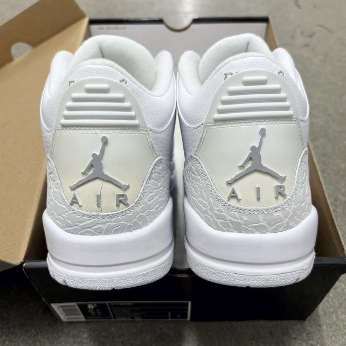 Air Jordan 3,AJ3,纯白,Pure Money  纯白装扮！AJ3 “Pure Money ” 明年复刻！