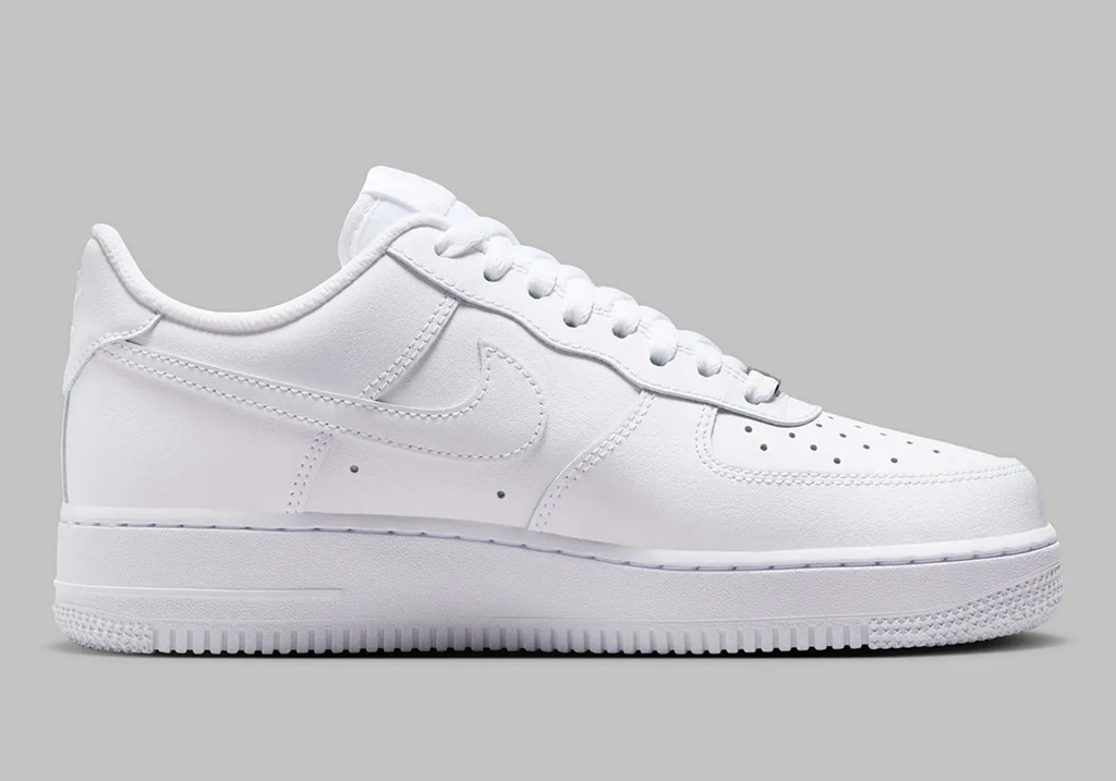 Nike,Air Force 1 Low  毒液 Swoosh 见过吗？这双 AF1 真有点帅！