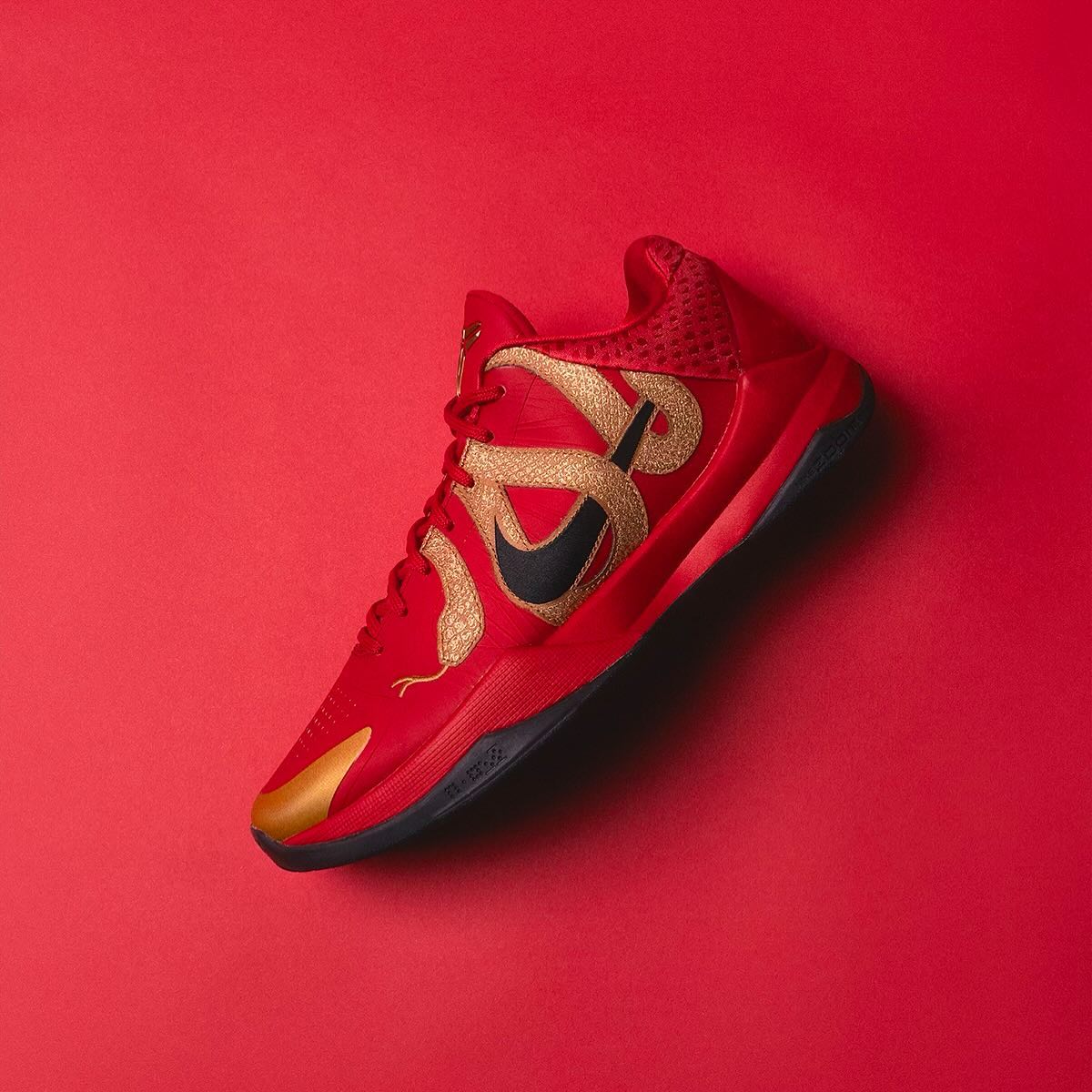 Nike,Kobe 5 Protro,Year of the  红蛇 Kobe 5 国区上架！赛场抢先上脚！