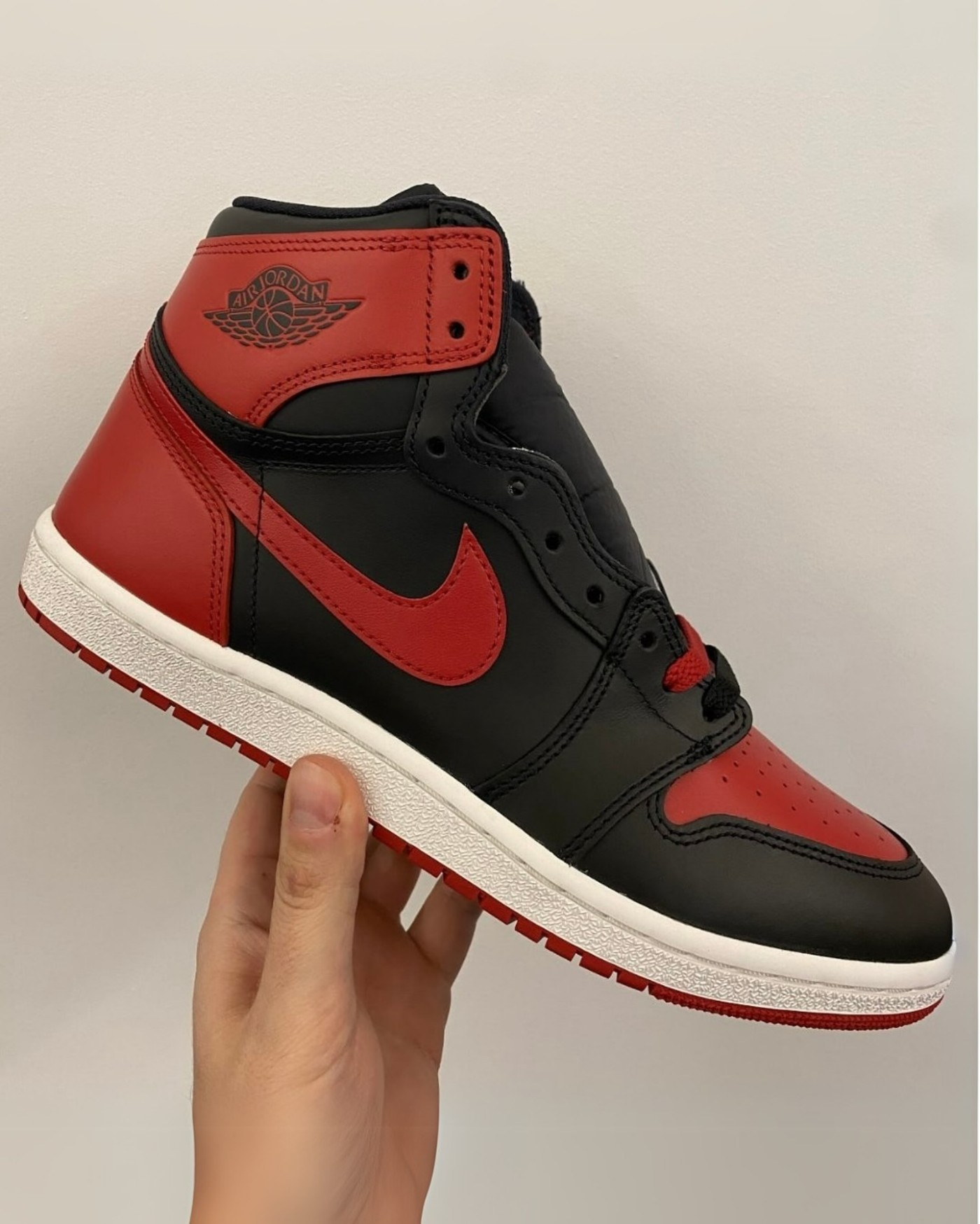 AJ,AJ1,Air Jordan 1,Bred,HV667  发售倒计时！「禁穿」AJ1 最新实物来了！