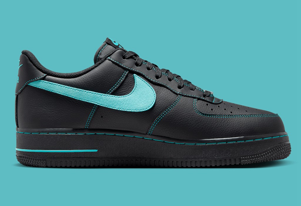 Nike,Air Force 1 Low,HQ2037-00  相似度 99%！Nike 带来「小蒂芙尼 AF1」！