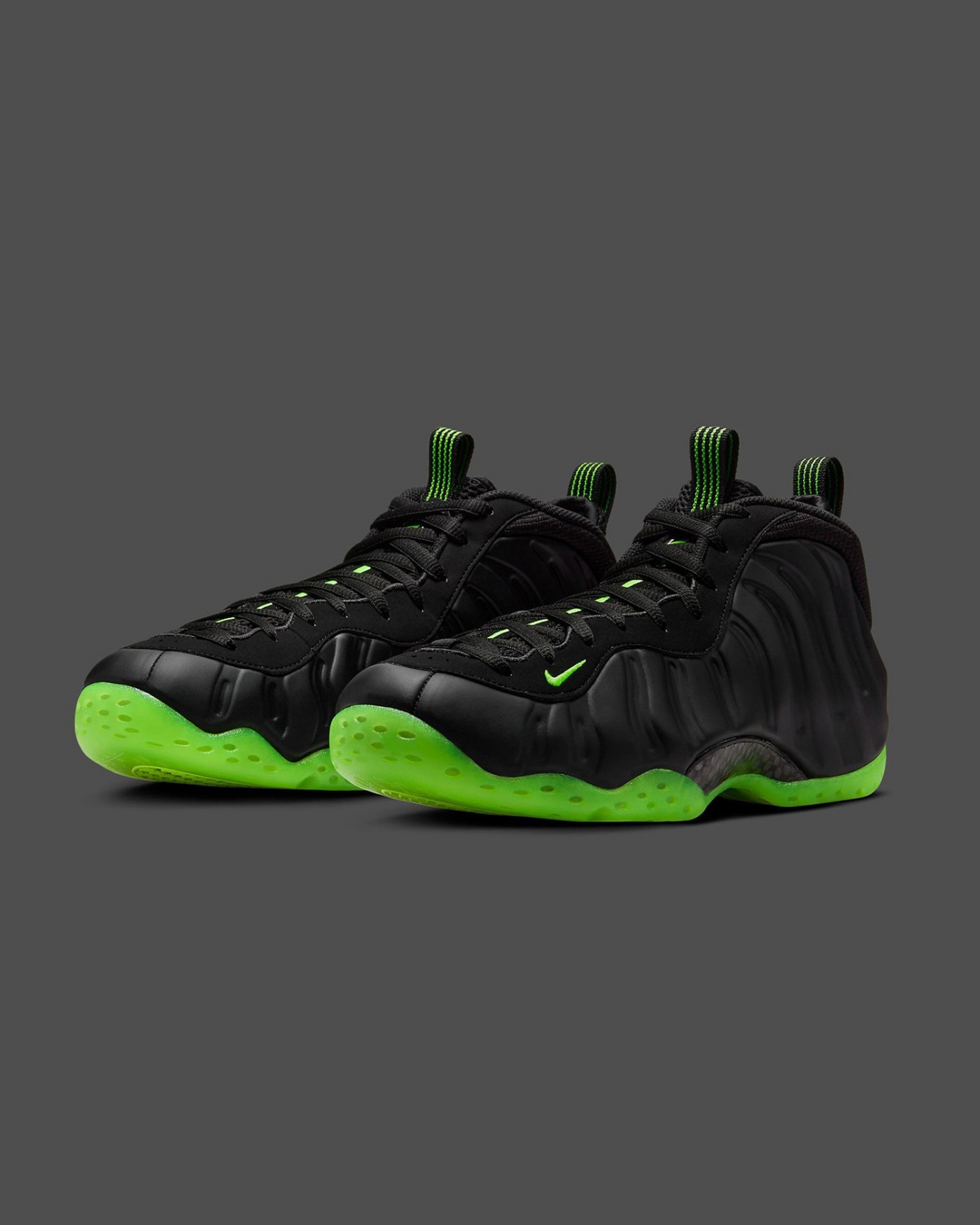 Nike,Air Foamposite One,Volt,H  强烈视觉反差！Nike「黑绿喷」要来了！