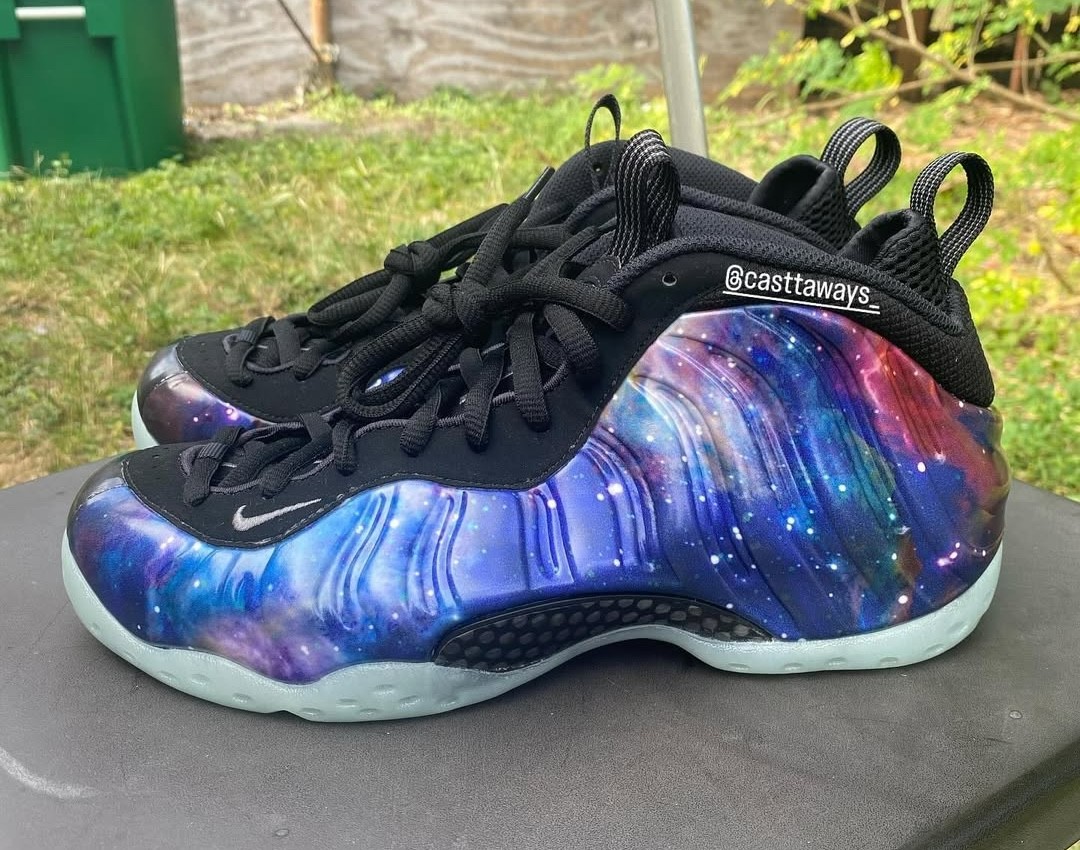 Nike,Air Foamposite One,Galaxy  发售日期更新！「银河喷」细节都看清了！