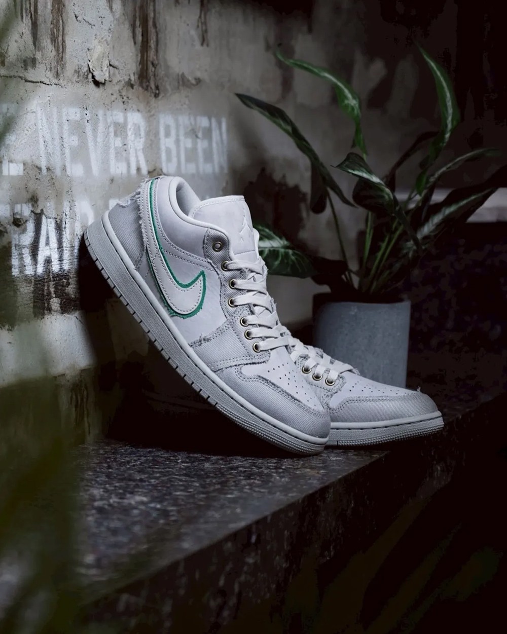 IH3369-077,WMNS,AJ1,Air Jordan   质感真不错！全新「单宁 AJ1」即将登场！