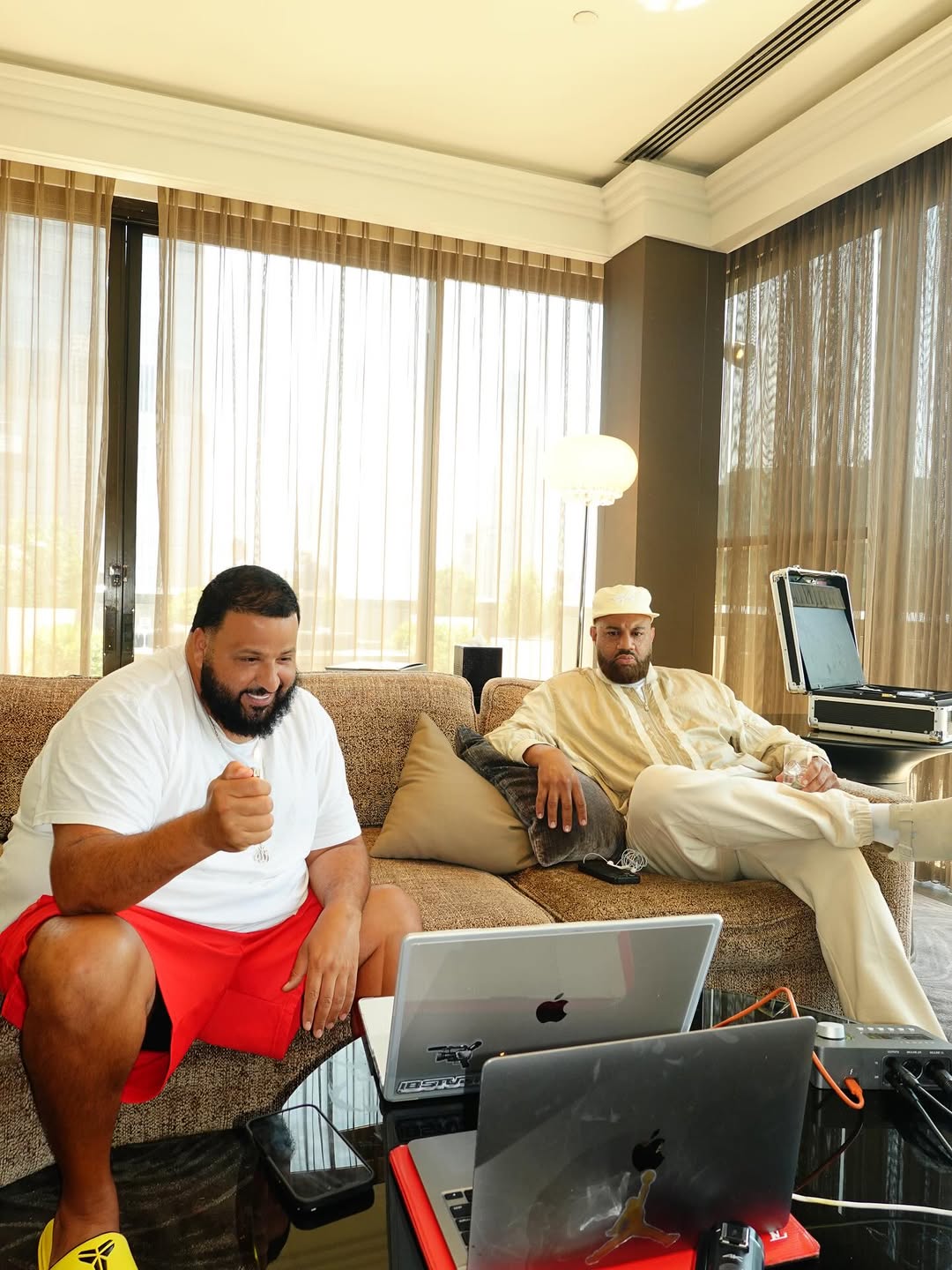 明星上脚  DJ Khaled 同款科比！只要这个价！