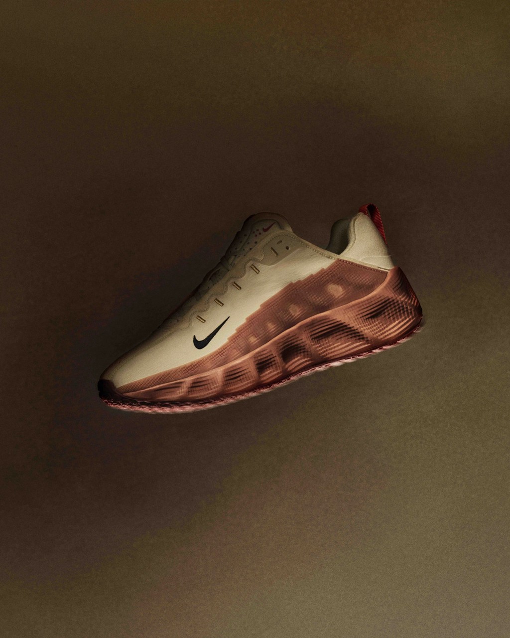 Nike,Ava Rover  Nike 新厚底鞋发布！脚感超期待！