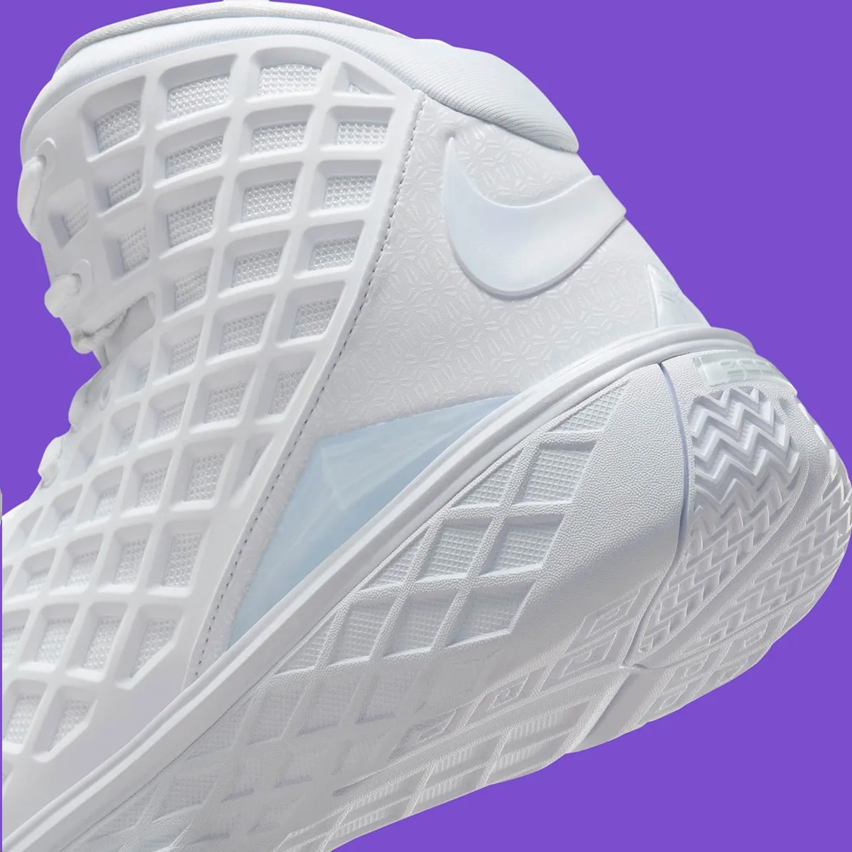 Nike,Kobe 3 Protro,科比,Halo,HM4  首款 Kobe 3 Protro 发售倒计时！更多「专属细节」曝光！