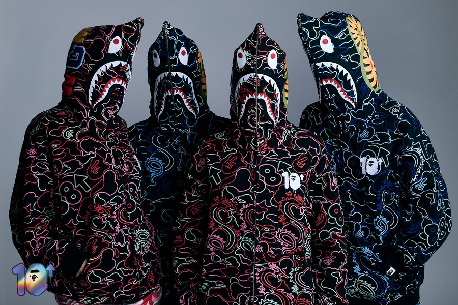 BAPE®,88RISING  刚刚上架！BAPE® 携手 88RISING 推出「10 周年」合作系列！