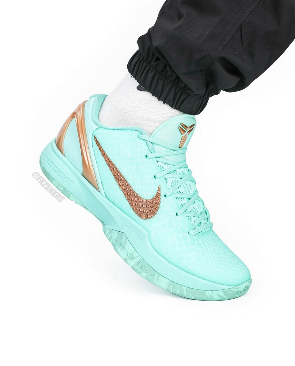 Jalen Brunson,Nike,Kobe 6 Prot  年底压轴！自由女神 Kobe 6 新消息！上脚图有了！
