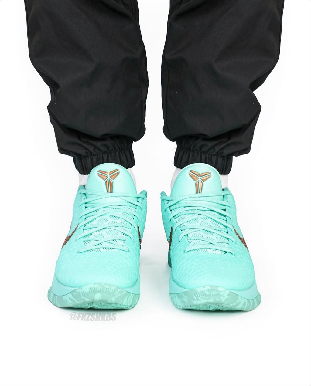 Jalen Brunson,Nike,Kobe 6 Prot  年底压轴！自由女神 Kobe 6 新消息！上脚图有了！