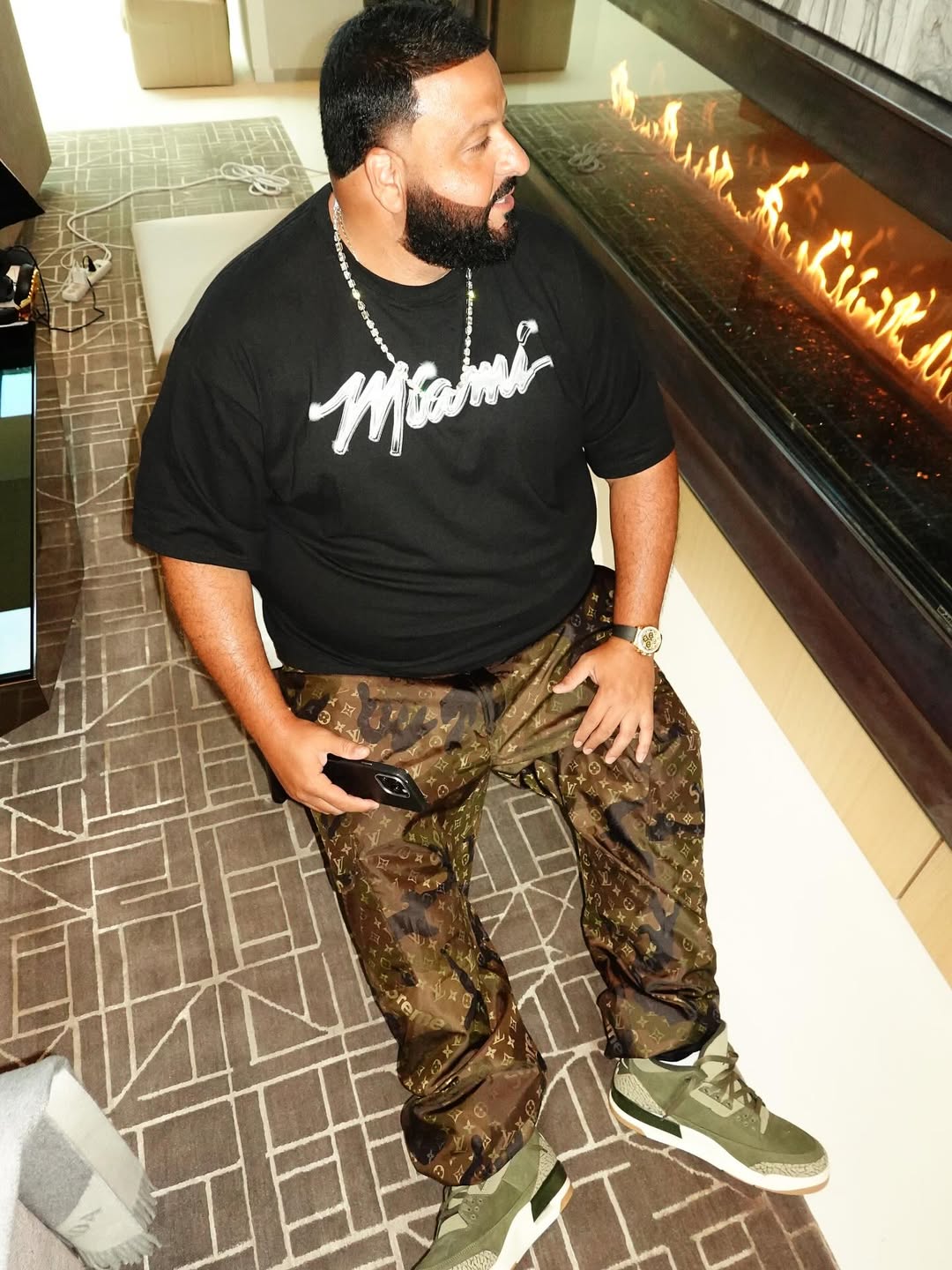 明星上脚  DJ Khaled 上脚全新 AJ3！你觉得如何？