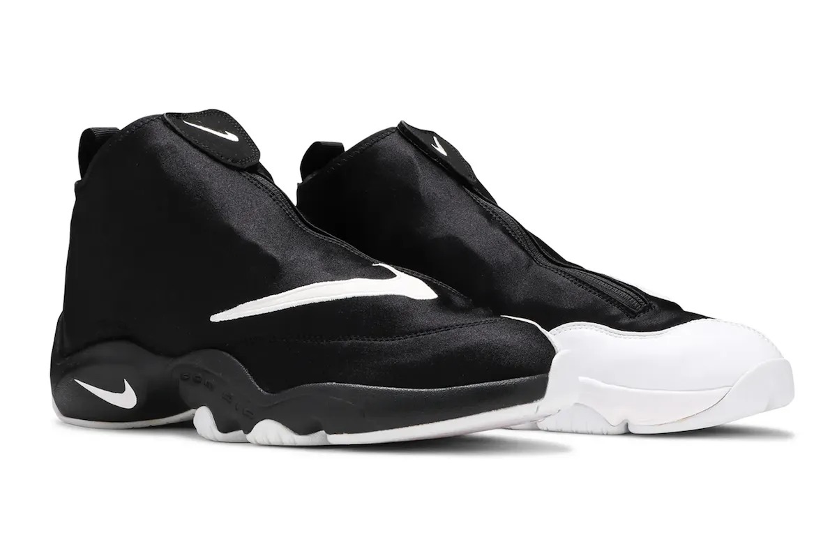 IV6206-010,The Glove  爷青回！佩顿的 Nike「手套」战靴，即将回归！