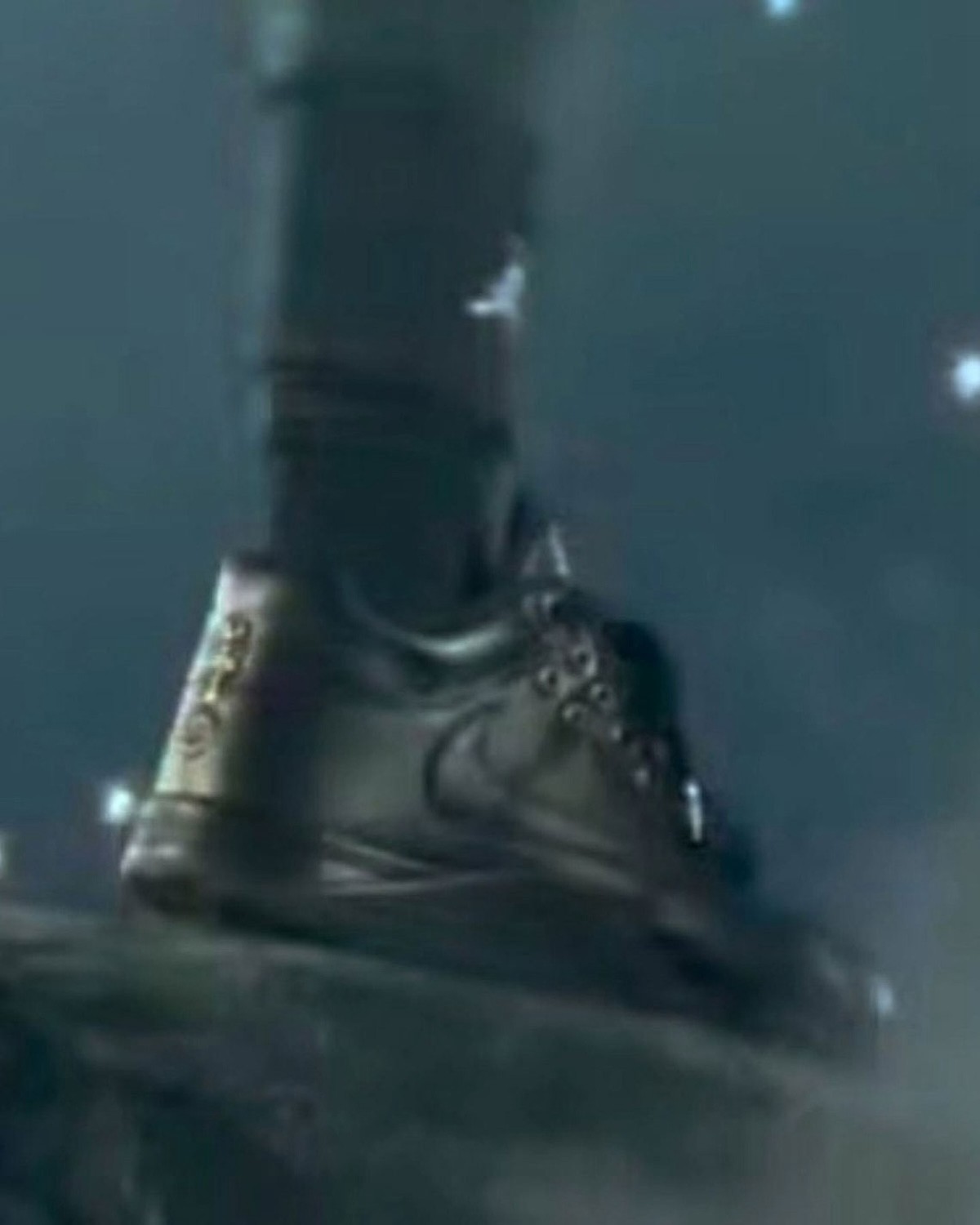 明星上脚  侃爷、TS 同框！穿了双克罗心倒钩！