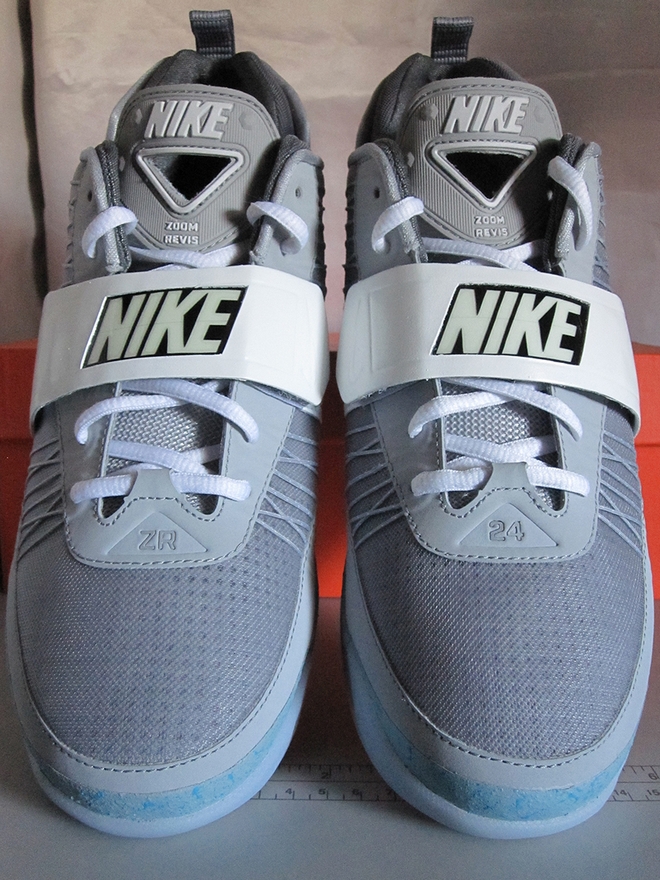 nike zoom revis