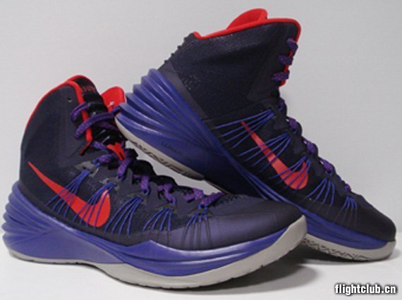 Nike,Hyperdunk,2013,紫/红/灰  Nike Hyperdunk 2013 紫/红/灰 实物图赏