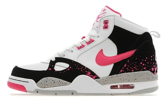 Nike,Flight,’13,Mid,熔岩泼墨  Nike Flight ’13 Mid 熔岩泼墨 现已发售