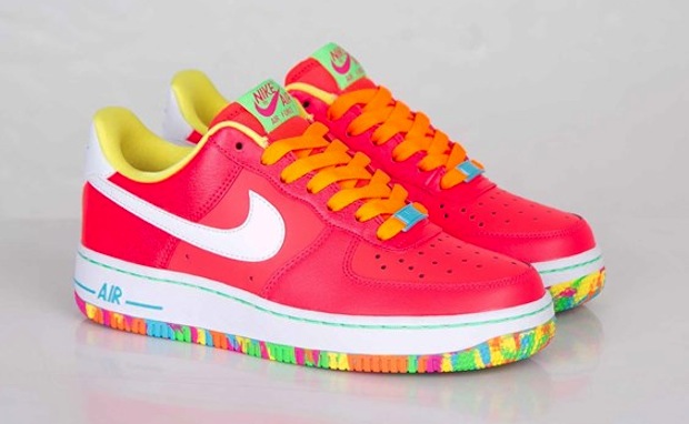 Nike,Air,Force,1,GS,镭射红/糖 596728-605 Nike Air Force 1 GS 镭射红/糖果 现已发售