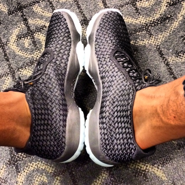 Russell,Westbrook亲着Jordan,F  Russell Westbrook 上脚 Jordan Future