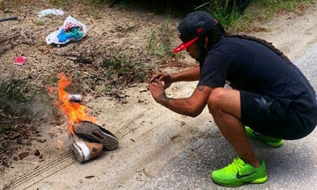 热火粉丝焚烧nike lebron x"cork" 向小皇帝宣泄不满