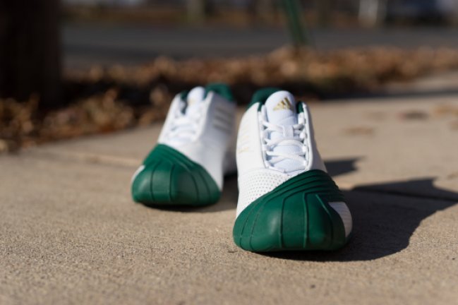 Packer,Shoes,本周将发售adi  adidas T-Mac 1 SVSM PE 圣玛丽高中配色即将发售