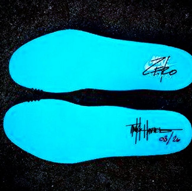 Tinker,Hatfield为2015年Air,Ma  Tinker Hatfield 打造 Air Max Zero 新鞋款