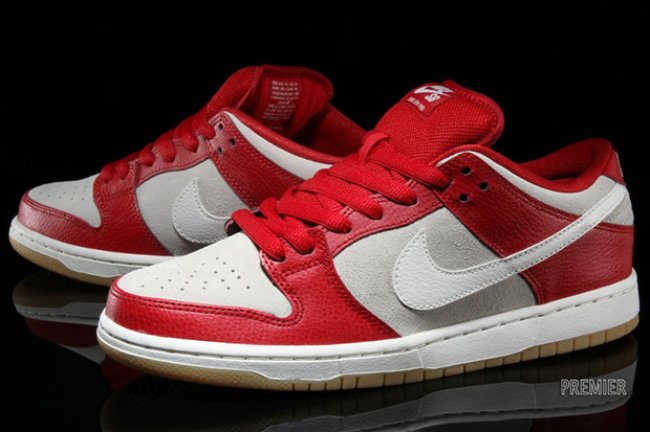 Nike,SB,Dunk,Low,情人节“,释  Nike SB Dunk Low 2015 情人节配色实物图赏