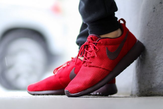 球鞋资讯,球鞋新闻,时尚杂  Nike Roshe Run “Gym Red” 新色发售