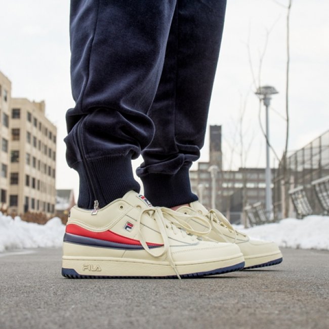 Fila,发布2015全新鞋履系列  FILA 2015 年新款 'Cream Team' Pack 套装发布