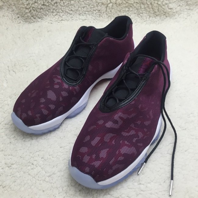 Jordan,Future,Low,酒红色爆裂  Jordan Future Low 酒红迷彩配色曝光