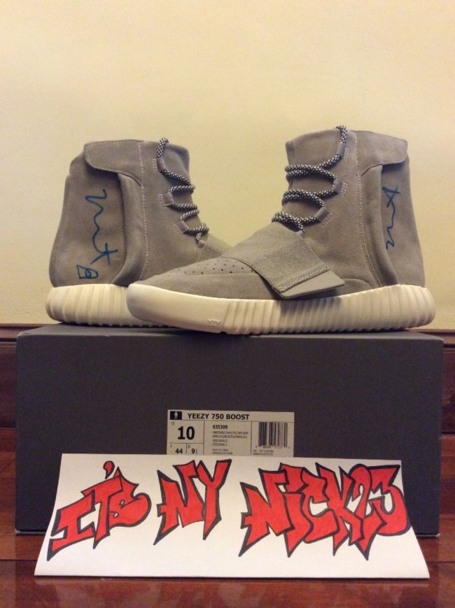 Kanye,West,双签,adidas,Yeezy  侃爷亲签 adidas Yeezy 750 Boost 一万美元起拍