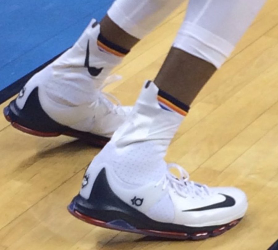 KD8,KD8 Elite,Nike  杜兰特上脚 KD 8 Elite “Uconn” PE